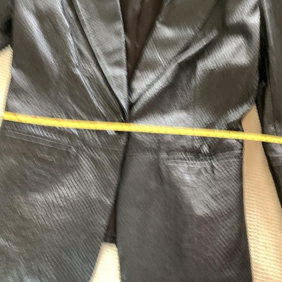 Rachel Zoe black 100% python-embossed leather slim blazer - Picture 15 of 16